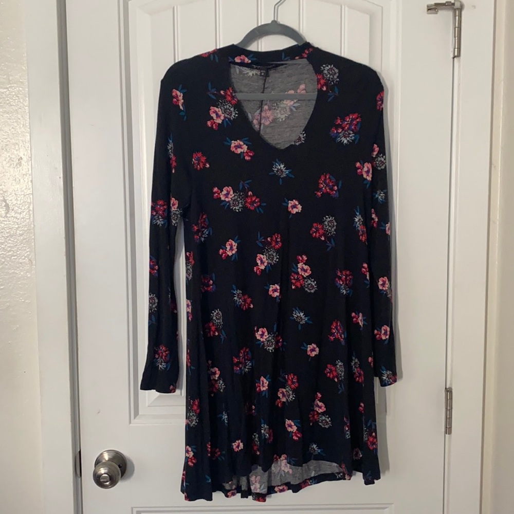 Long sleeve choker dress